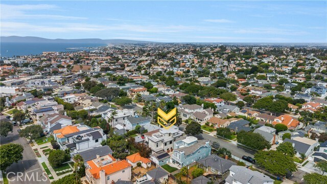 Building Photo - 332 Avenue E