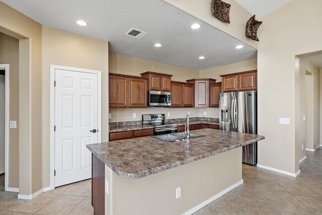 Building Photo - 1195 Rigo Ranch Rd
