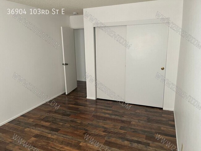 Building Photo - 36904 103rd St E