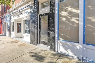 Building Photo - 412 Howe Ave