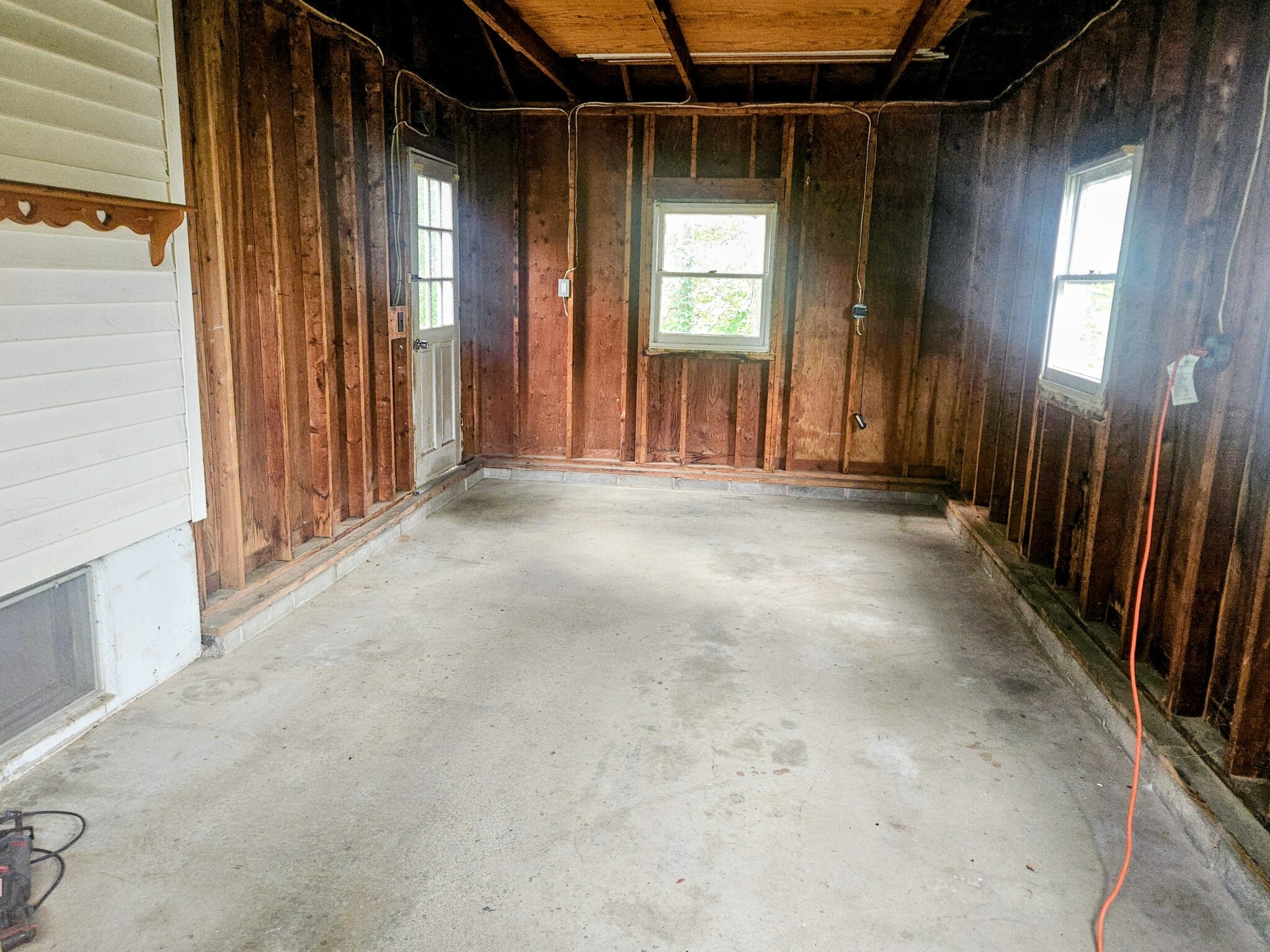 Building Photo - 348 Leslie Dr