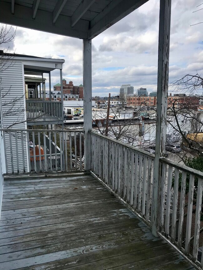 Building Photo - 7 Harvard Ter