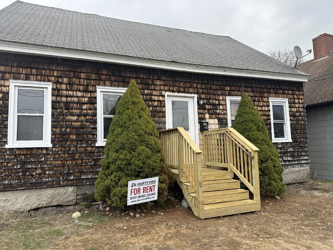 Building Photo - Charming 1-Bed/1-Bath Apartment in the Hea...