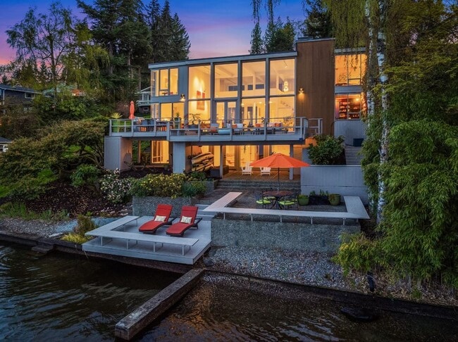 Building Photo - 3Bd/3.5Ba Mercer Island House