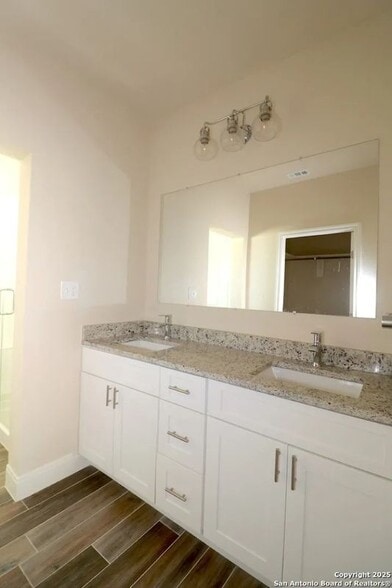 Building Photo - 2503 golf