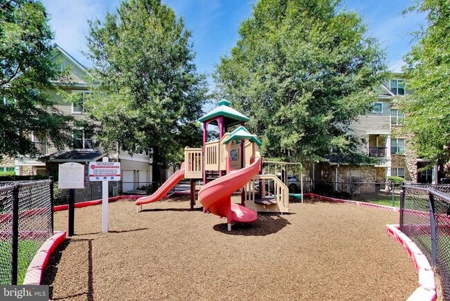 Building Photo - 13357 Connor Dr