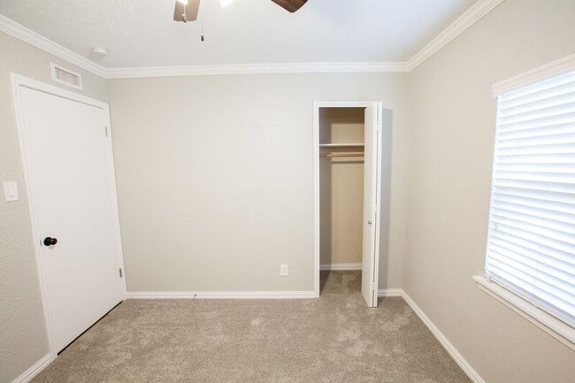 Building Photo - 5713 Baker Dr
