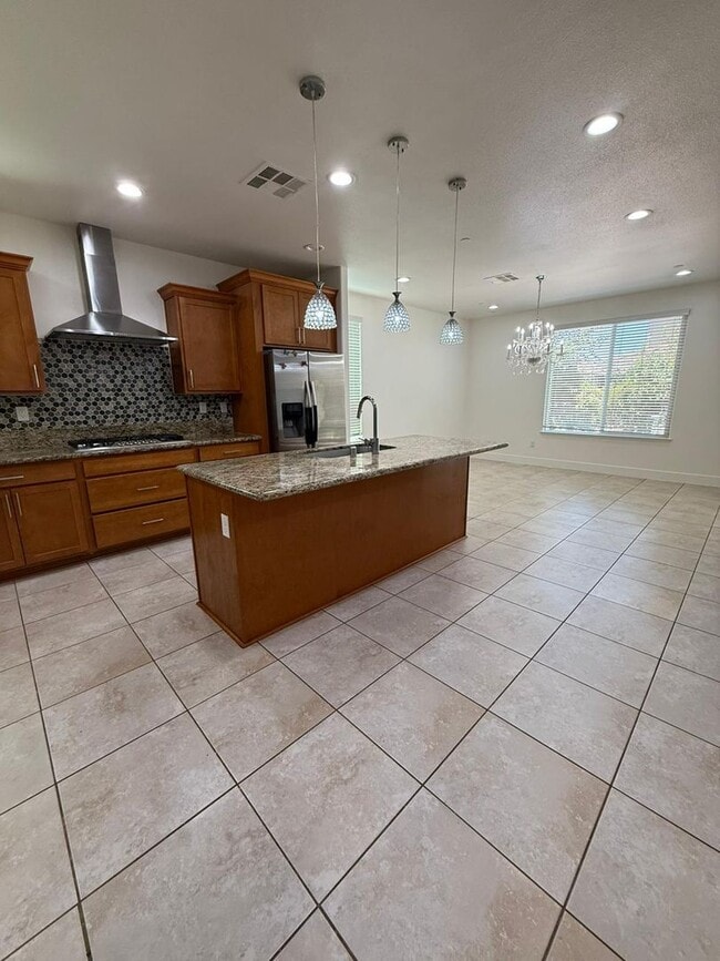 Building Photo - 5891 Dulwich Way