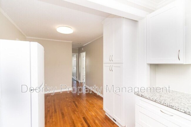 Building Photo - 727 Talley Rd