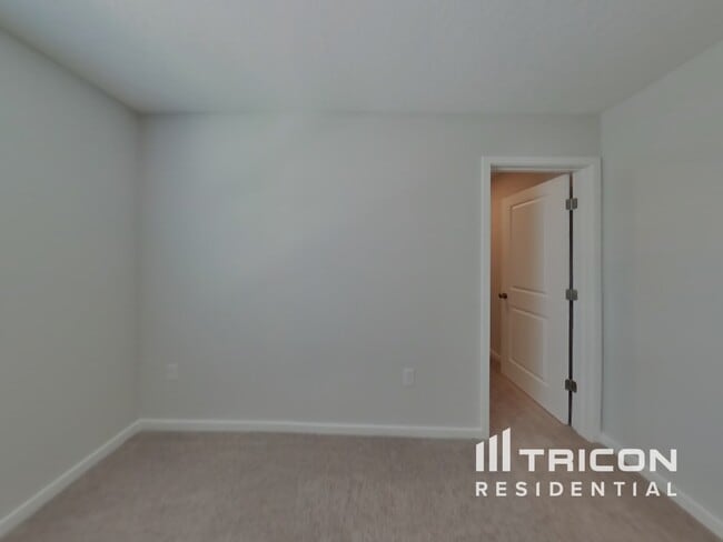 Building Photo - 56 Brazil Nut Cir