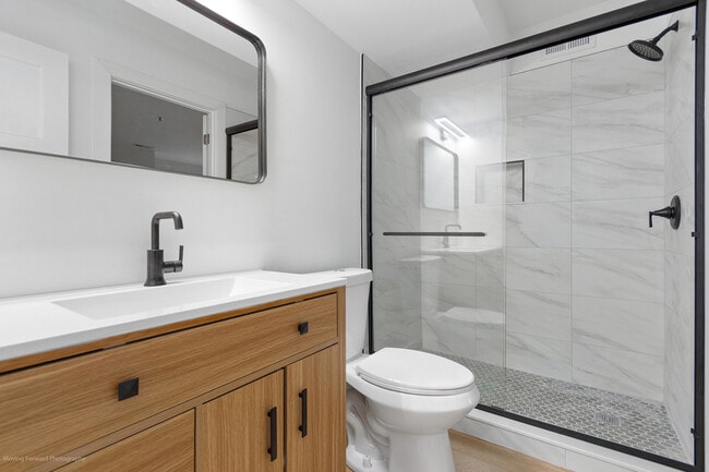 Building Photo - 372 Windsong Ct