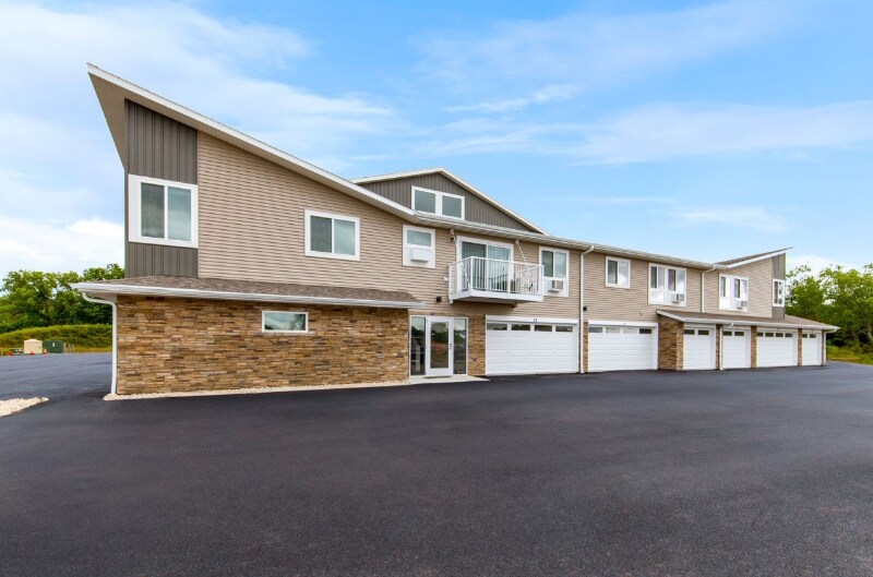 Building Photo - 352 Deschane Ave