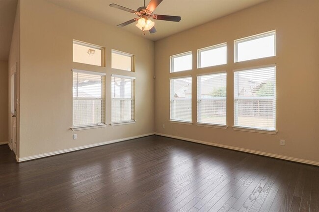 Building Photo - 8250 Arezzo Dr