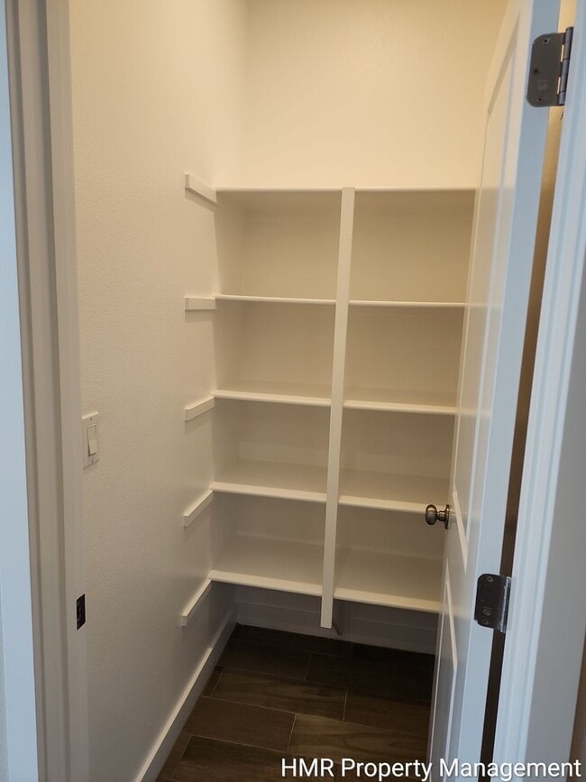 Building Photo - 2 Story Home 3 bedroom 2.5 bath in Glendora