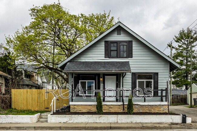 Building Photo - 4612 E New York St