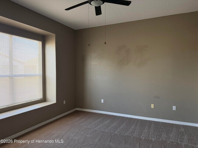 Building Photo - 9407 Burnam Dr