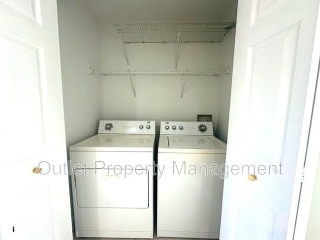 Building Photo - 9603 Fenrose Terrace