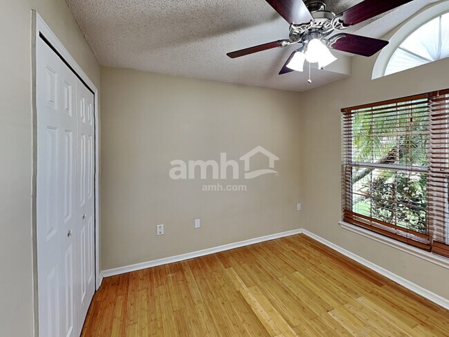 Building Photo - 2991 Saint James Lane