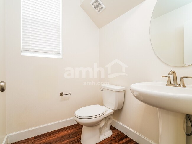 Building Photo - 9260 Shootingstar St SE