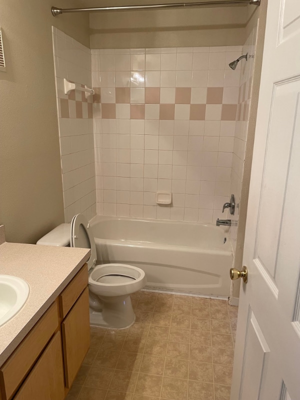 Building Photo - 6584 Swissco Dr