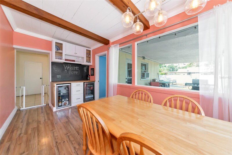 Building Photo - 2004 19th St W