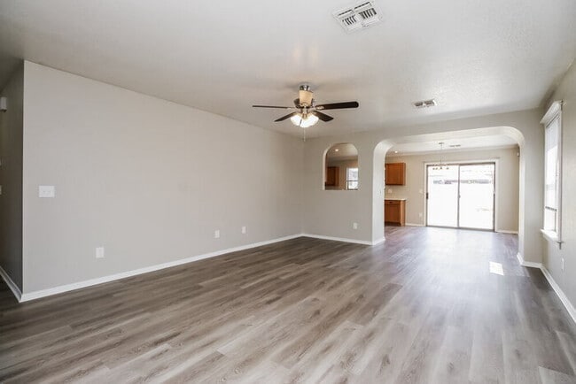 Building Photo - 8433 E Natal Cir