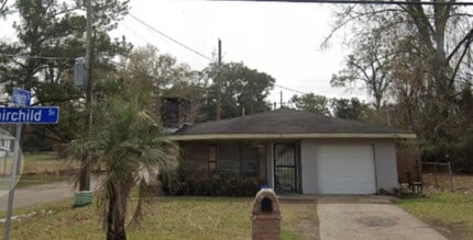 Building Photo - 2358 Fairchild St