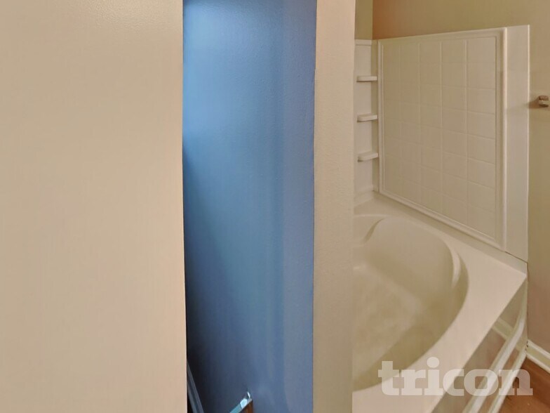 Building Photo - 1650 Coryton Way