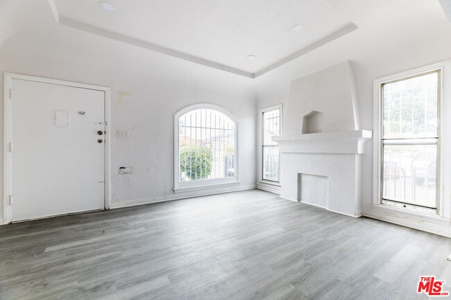 Building Photo - 138 W 82nd St