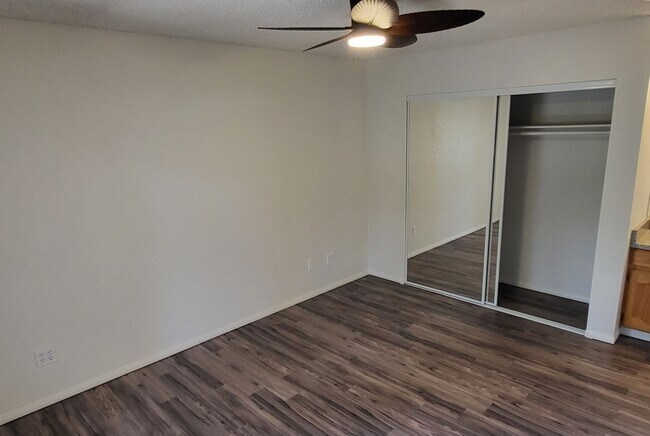 Building Photo - 2 Bedroom 2 Bathroom