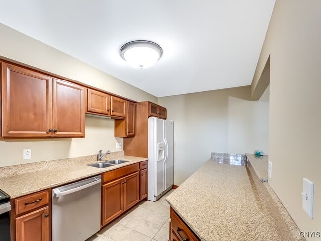 Building Photo - 917 Madison St