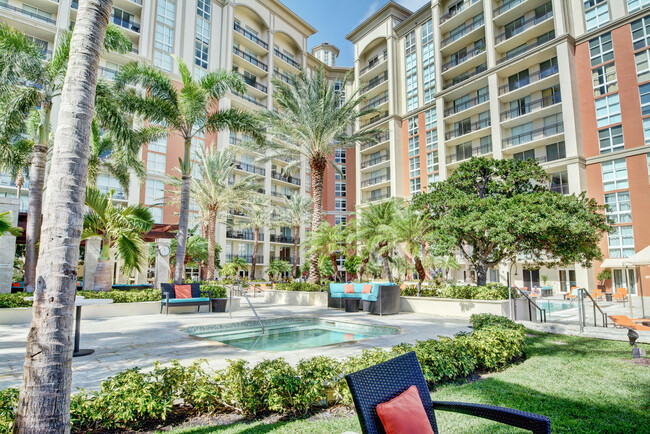 Primary Photo - 550 Okeechobee Blvd