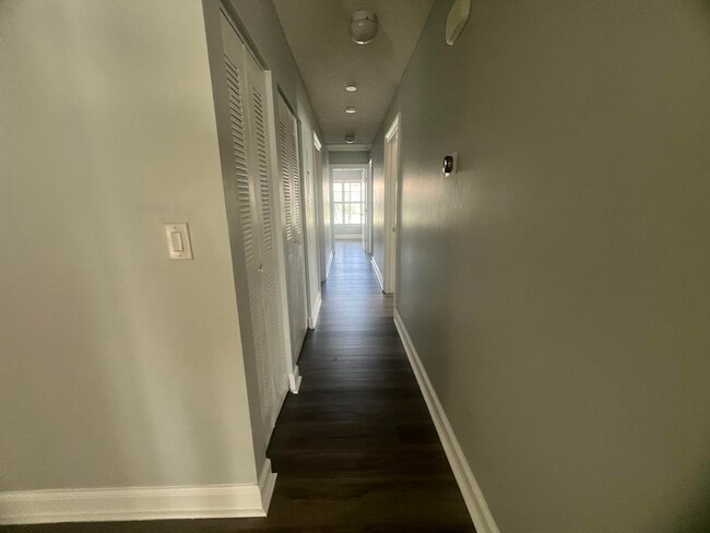 Building Photo - 21023 Rustlewood Ave