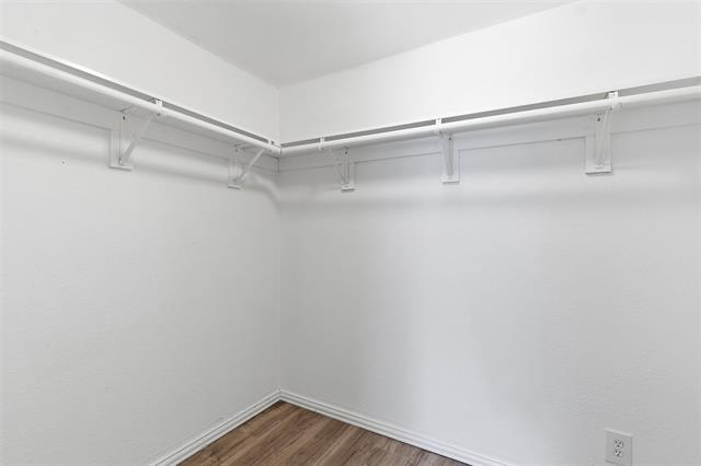 Building Photo - 405 N Carr Ave