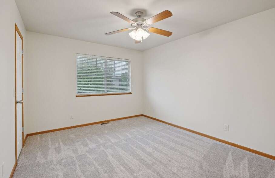 Building Photo - 8743 Remi Dr