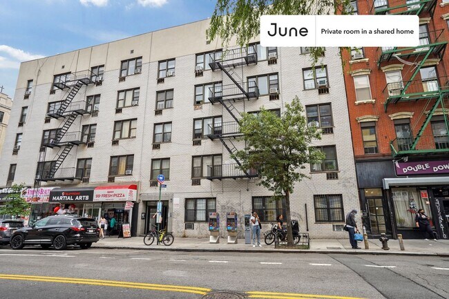 Building Photo - Room in Shared 3 bed/1 bath home in East Village