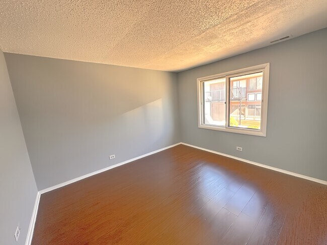 Building Photo - 5573 Court F