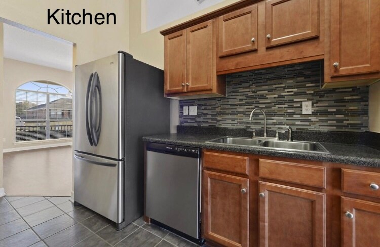 Building Photo - 14870 E Shadow Creek Dr