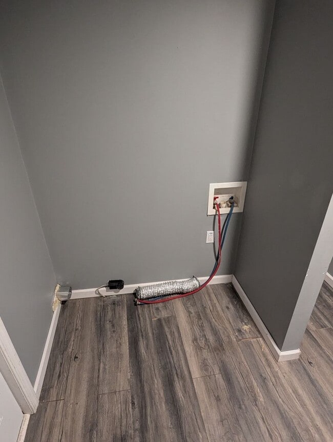 Building Photo - 1529-1531 Scott Street