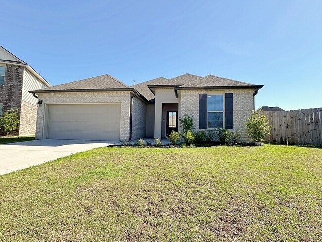 Building Photo - 13968 Malbec Ave