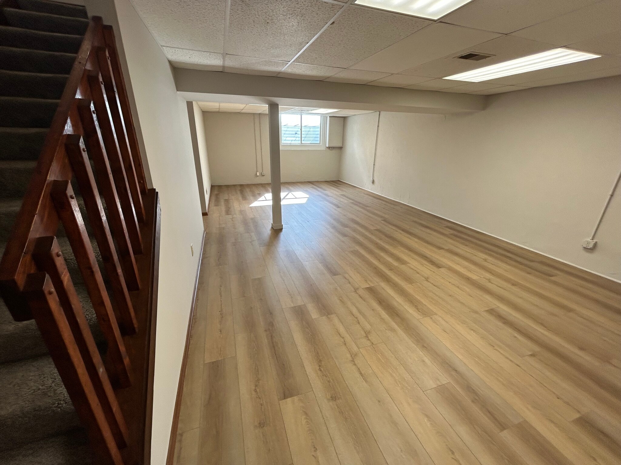 Lower Living Room - 407 Turtle Creek Dr