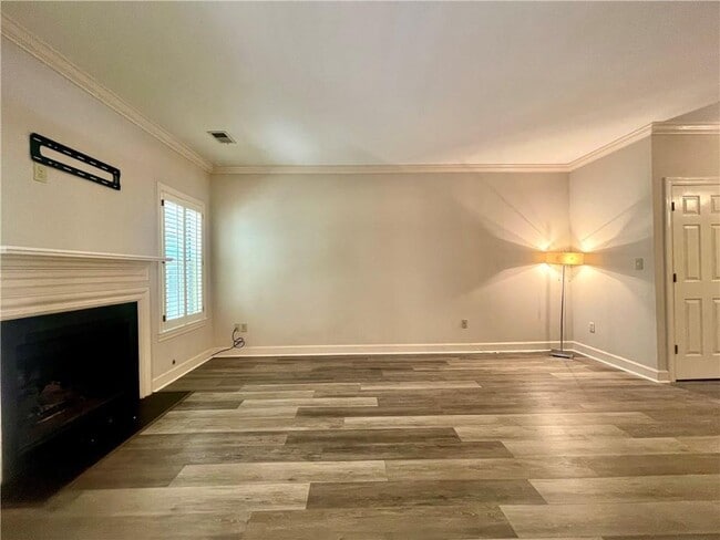 Building Photo - 1160 Old Windsor Pkwy