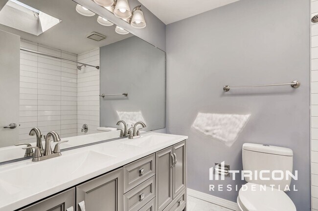 Building Photo - 4170 S Biscay Cir
