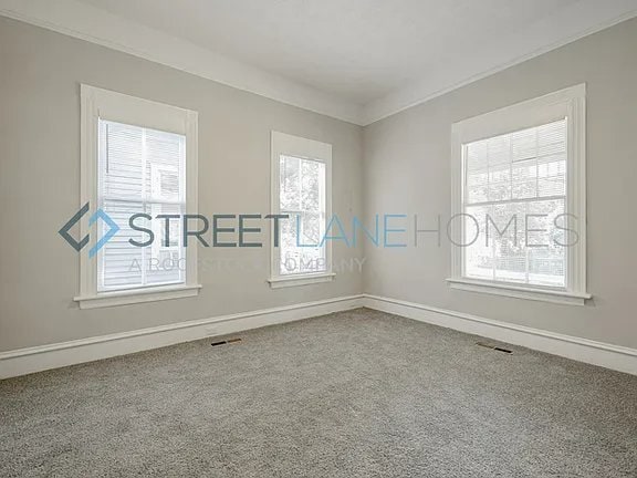Building Photo - 1029 30th St