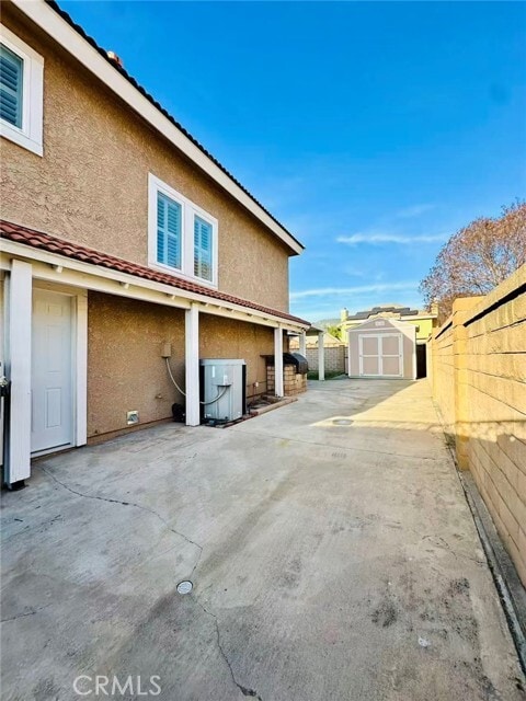 Building Photo - 4872 Vía Alista