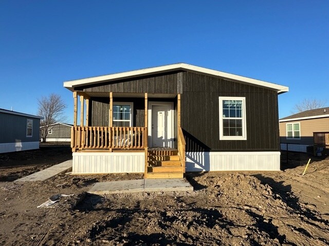 Building Photo - 304 Paradise Ter