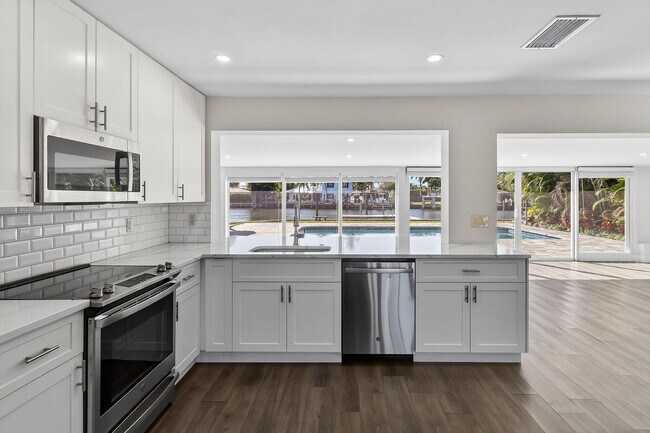 Building Photo - 122 Arlington Pl