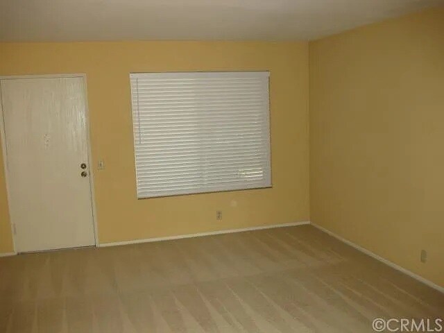 Building Photo - 69 Wildwood