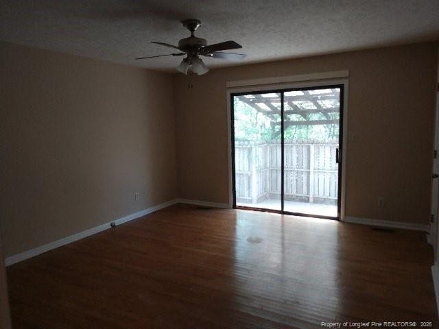 Building Photo - 4616 Hoe Ct