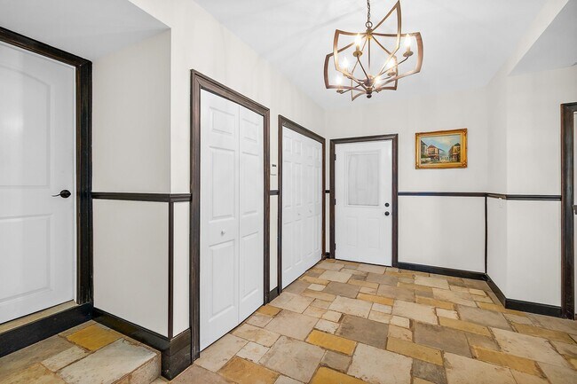 Building Photo - 8851 A1A S